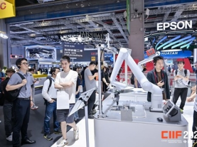 2026上海工博会：智行未来企业如何通过车路协同系统沉浸式展示引爆行业关注？